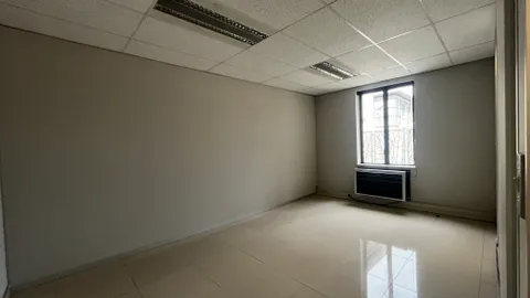 Sandton Sandown- 556sqm Ground Floor Building 5, Grayston Office Park,128 Peter Road to (26)